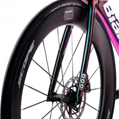 2025 Bianchi Specialissima RC Founder Edition