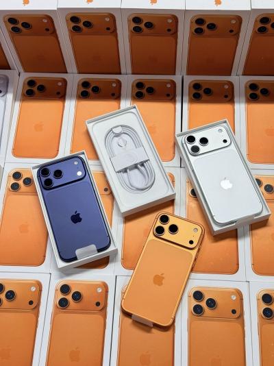 Apple iPhone 17 Pro Max, iPhone 17 Pro, iPhone 17