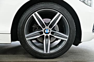 BMW 118d F20 SportLine Shadow 2.0d 150KM Aut. 2019 - SalonPL PodgrzewaneFotele FV23%
