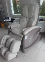 Fotel z masażem i panelem sterującym Zero Gravity