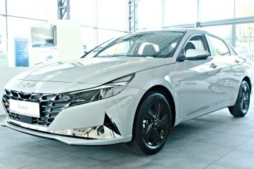 Hyundai Elantra  1.6 MPI SMART NAVI 2021