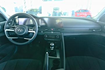 Hyundai Elantra  1.6 MPI SMART NAVI 2021