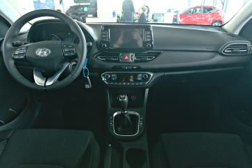 Hyundai i301,5 DPI 110 KM Comfort + LED + Winter