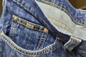 Spodnie jeansy męskie Hugo Boss W38 L32 - jak nowe